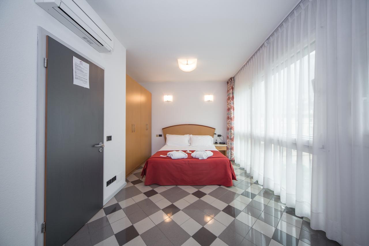 Piazzi House Lejlighedshotel Sondrio Eksteriør billede