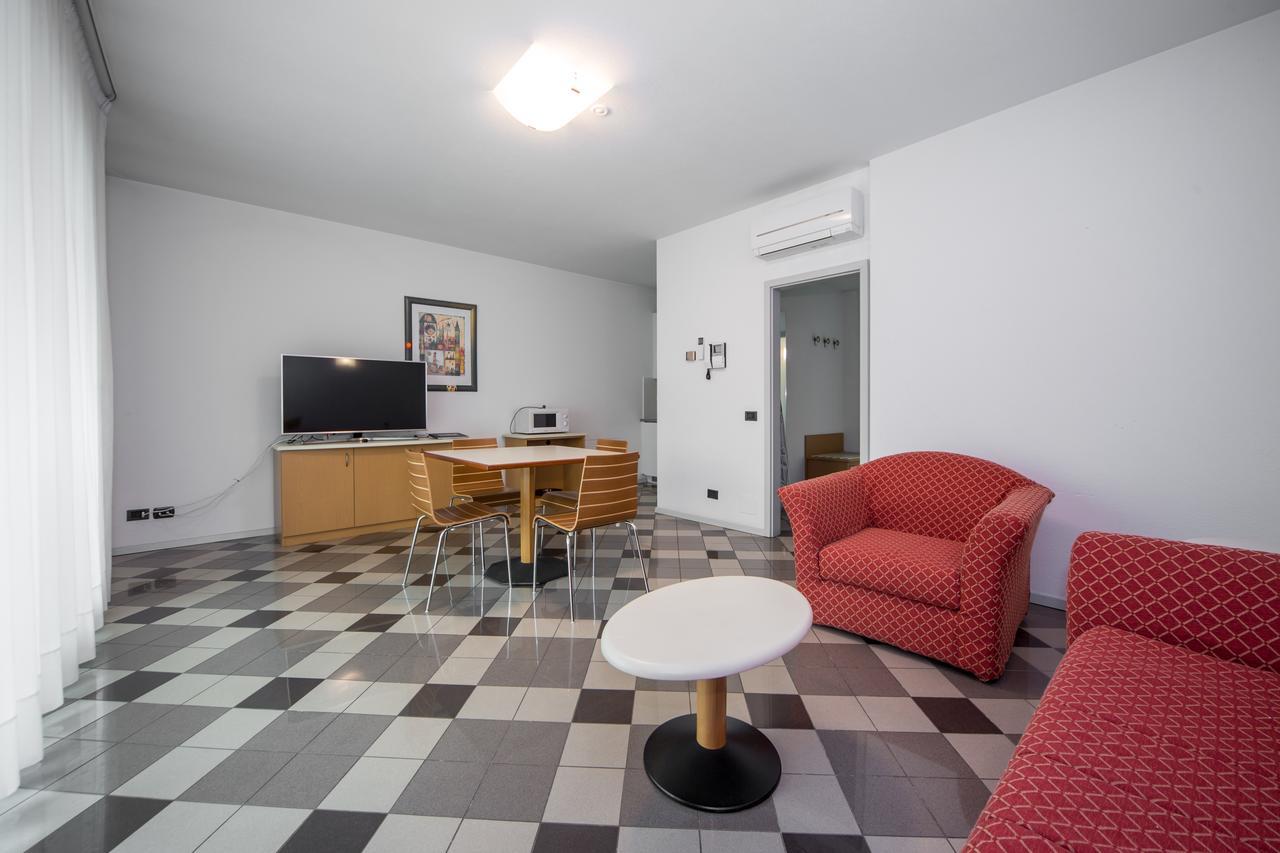Piazzi House Lejlighedshotel Sondrio Eksteriør billede