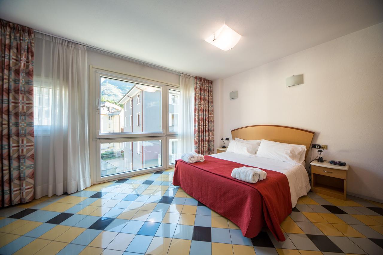 Piazzi House Lejlighedshotel Sondrio Eksteriør billede