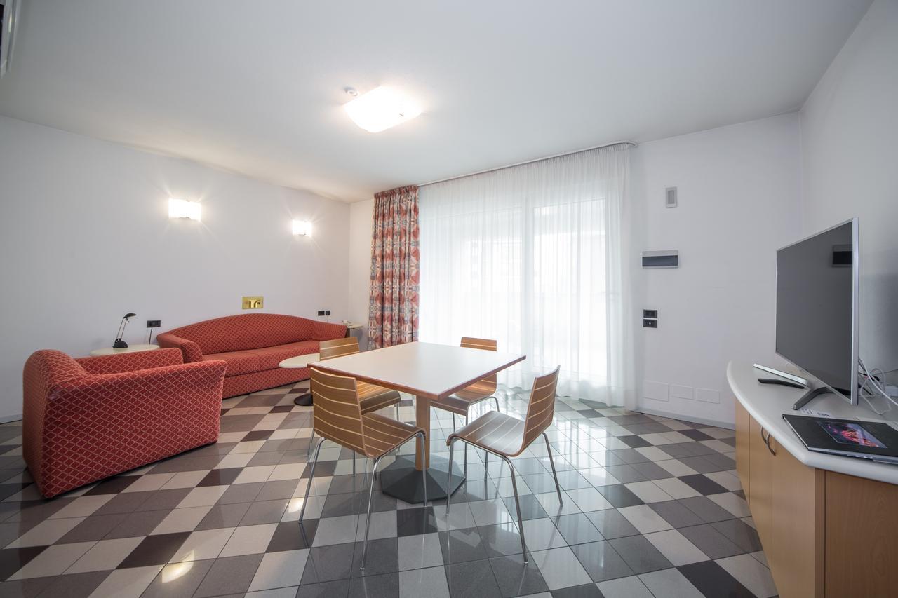 Piazzi House Lejlighedshotel Sondrio Eksteriør billede